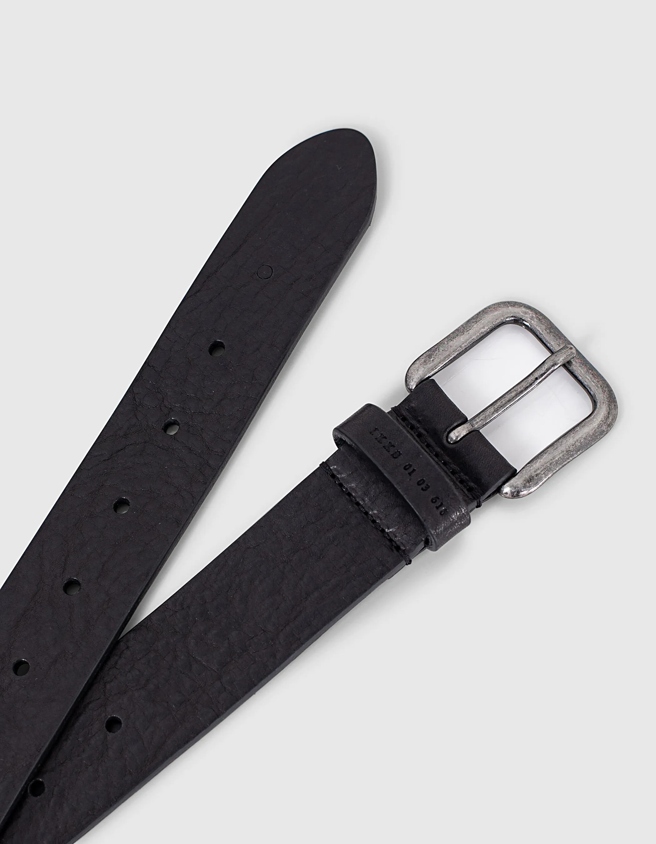 Ceinture noire en cuir de vachette perforée Homme